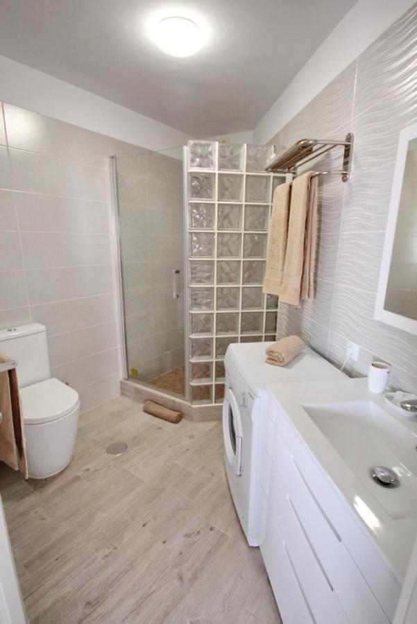 Apartment With Terrace On The Seafront In Playa Fanabe 阿德耶 外观 照片